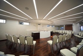 E' Hotel