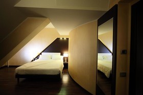 E' Hotel