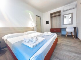 Perla Blu Tropea