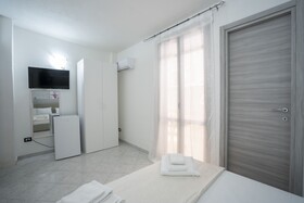 Ammos Guest House
