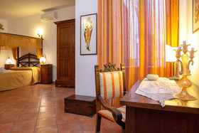 B&B Donnaciccina Accomodation
