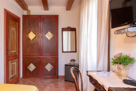 B&B Donnaciccina Accomodation