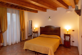 B&B Donnaciccina Accomodation