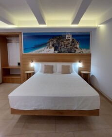 Don Francisco Rooms Tropea