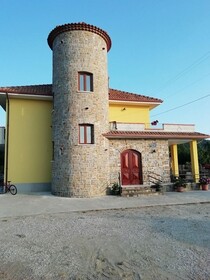 Golden House