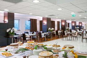 Holiday Inn Salerno - Cava de' Tirreni
