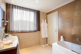 Holiday Inn Salerno - Cava de' Tirreni