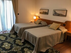 Erania Rooms & Apartments