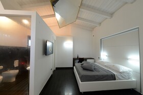 X Hotel