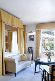 J.K. Place Capri