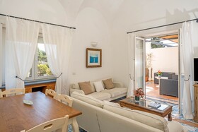 Oliveto Capri Apartments