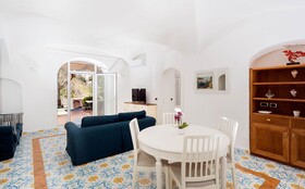 Oliveto Capri Apartments