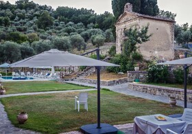 Le Querce Farmhouse