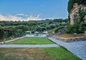 Le Querce Farmhouse