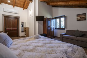 Le Querce Farmhouse