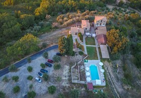 Le Querce Farmhouse