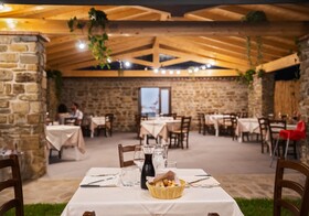 Le Querce Farmhouse