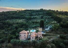 Le Querce Farmhouse