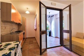 Residence Blue Pearl