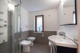 Residence Blue Pearl