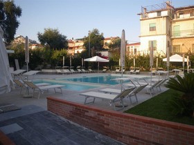 Hotel Mareluna