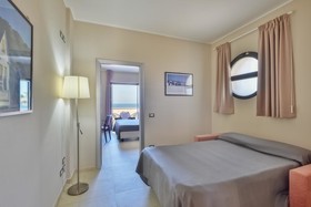 Hotel Mareluna