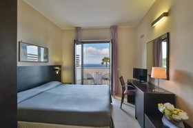 Hotel Mareluna