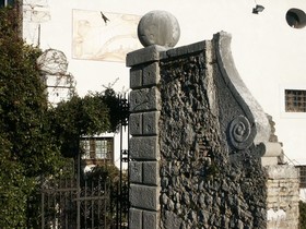 Villa Policreti