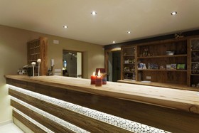 Hotel Amaten