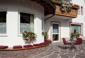 Hotel Alaska