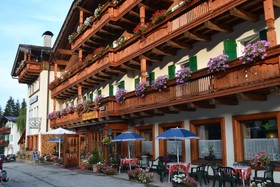 Hotel Rododendro