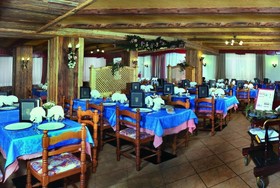 Hotel & Club Bellevue Post