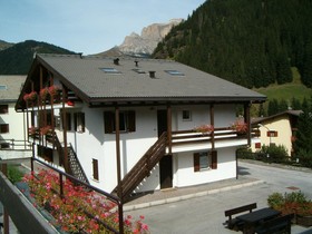 Residence Casa Canazei