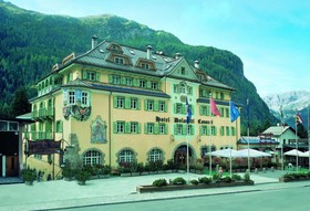 Schloss Hotel & Club Dolomiti Historic