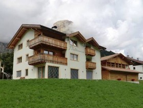 Apartments Paltinares