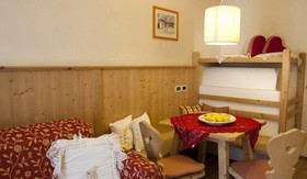Hotel Mezdì