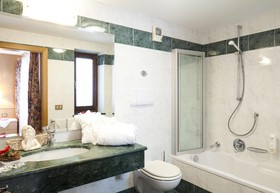 Hotel Mezdì