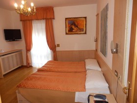 Hotel Montana
