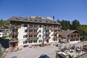 Hotel Serena