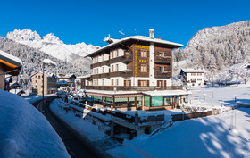 Hotel Edelweiss