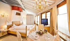 Dolomiten Wellness Residenz Mirabell