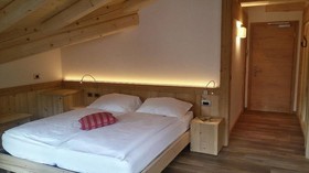 Hotel Garni Lastei
