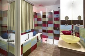 Residence Color Home Suite Apartments