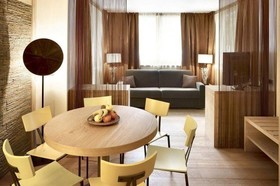 Residence Color Home Suite Apartments