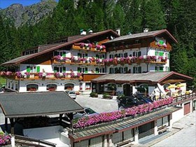 Hotel Roy