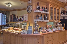 Pineta Pastry Hotel