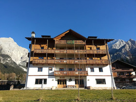 Hotel Oasi