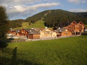Post Alpina - Family Mountain Chalets