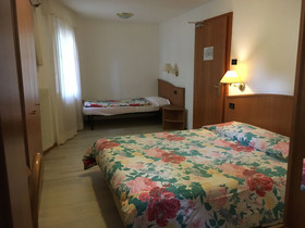 Garni Enrosadira
