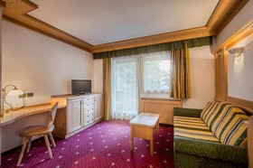 Hotel Posta Pederoa
